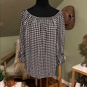 Monroe & Main Black and White Checkered Blouse